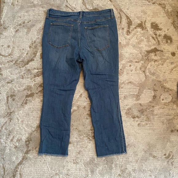 Universal Thread High Rise Distressed Straight Crop Jeans - Picture 2 of 3